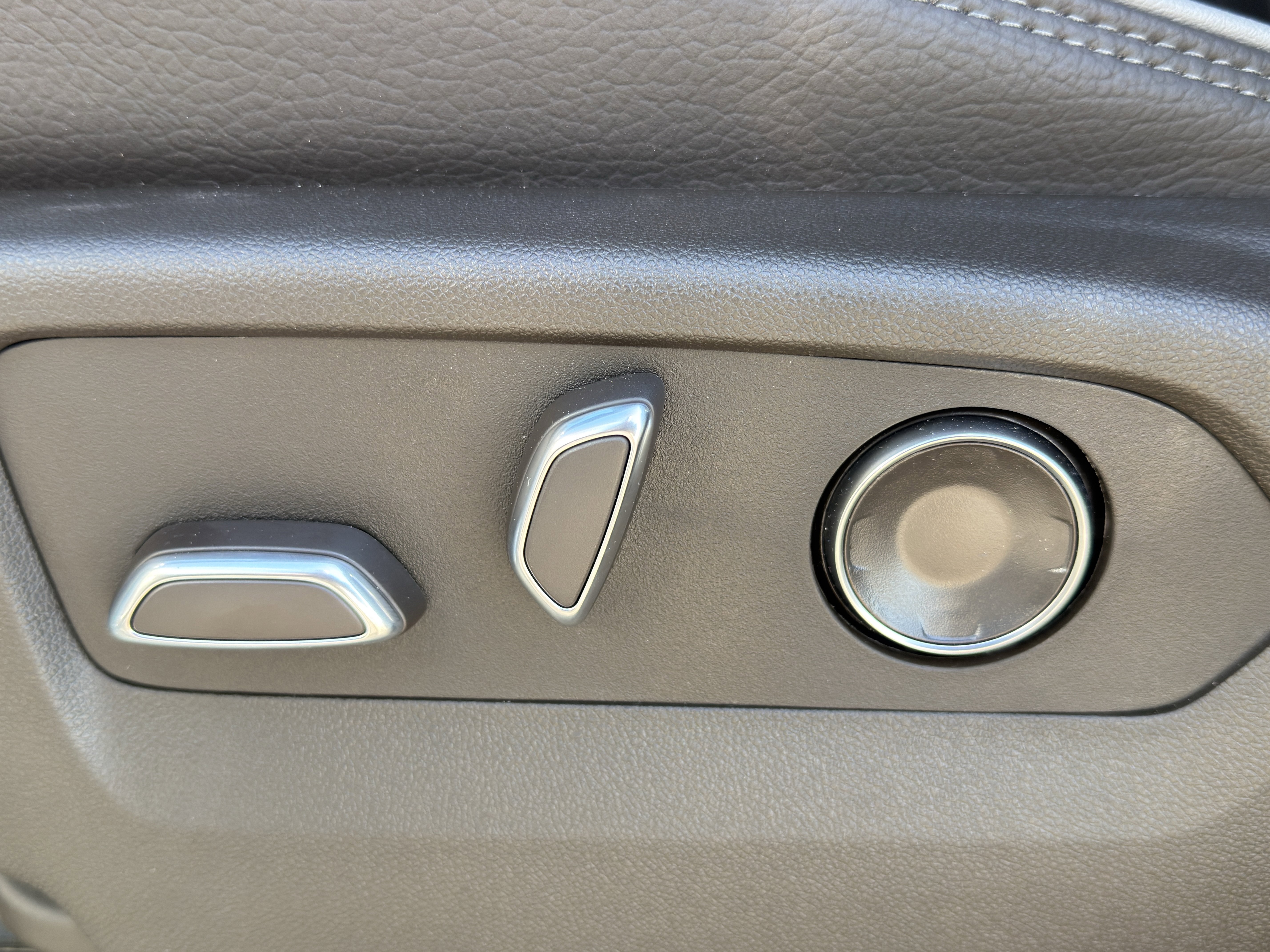 New 2026 GMC Sierra 1500 Denali w/ Technology Package image 13