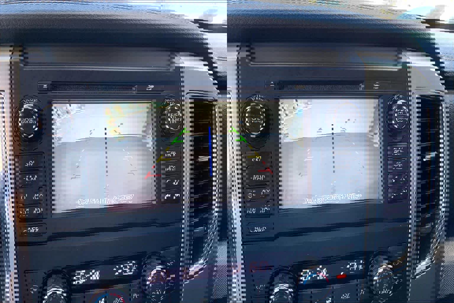 Used 2016 Nissan Titan PRO-4X image 29