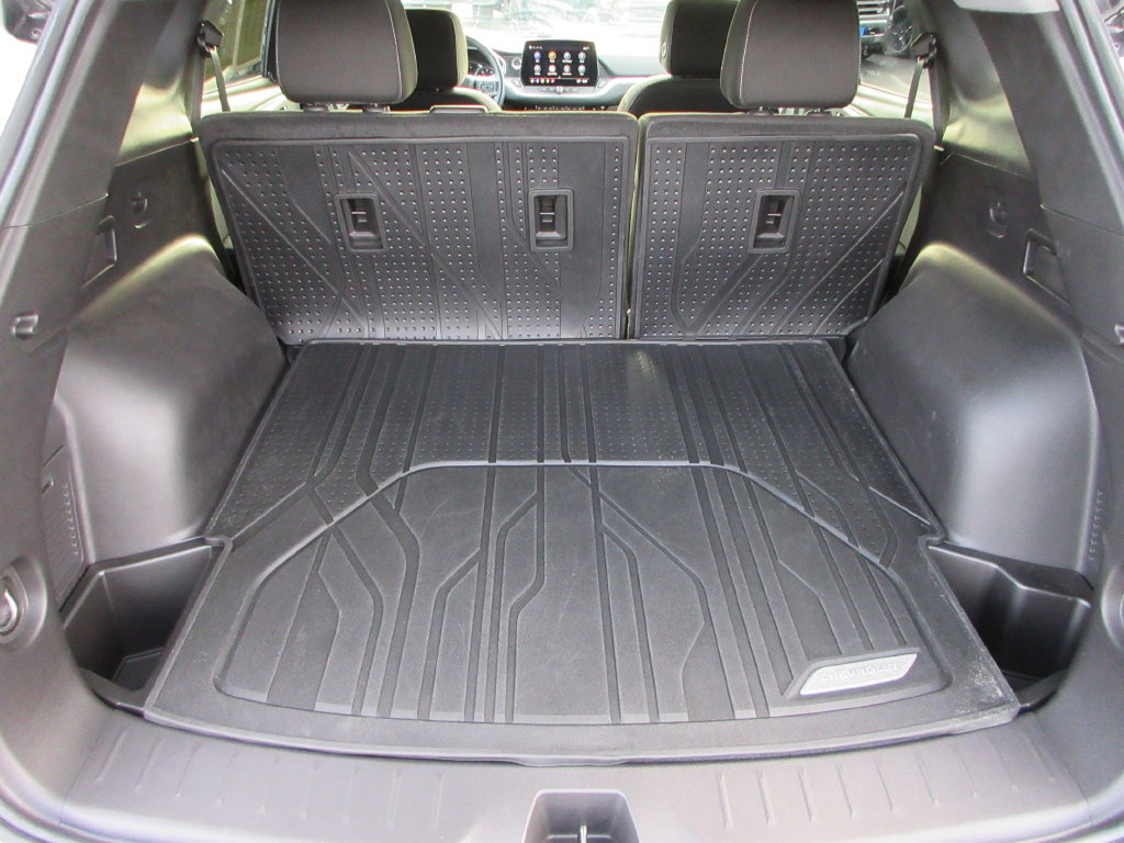 Used 2024 Chevrolet Blazer LT w/ LPO, Floor Liner Package FWD image 10