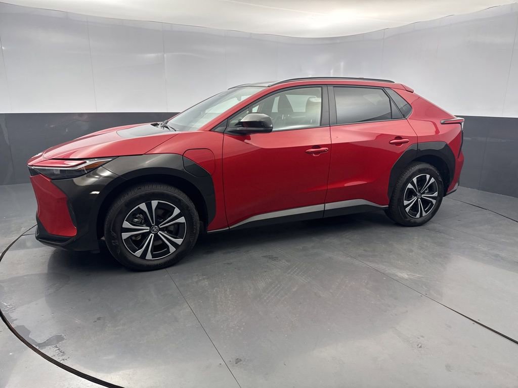 Used 2024 Toyota bZ4X XLE video 2