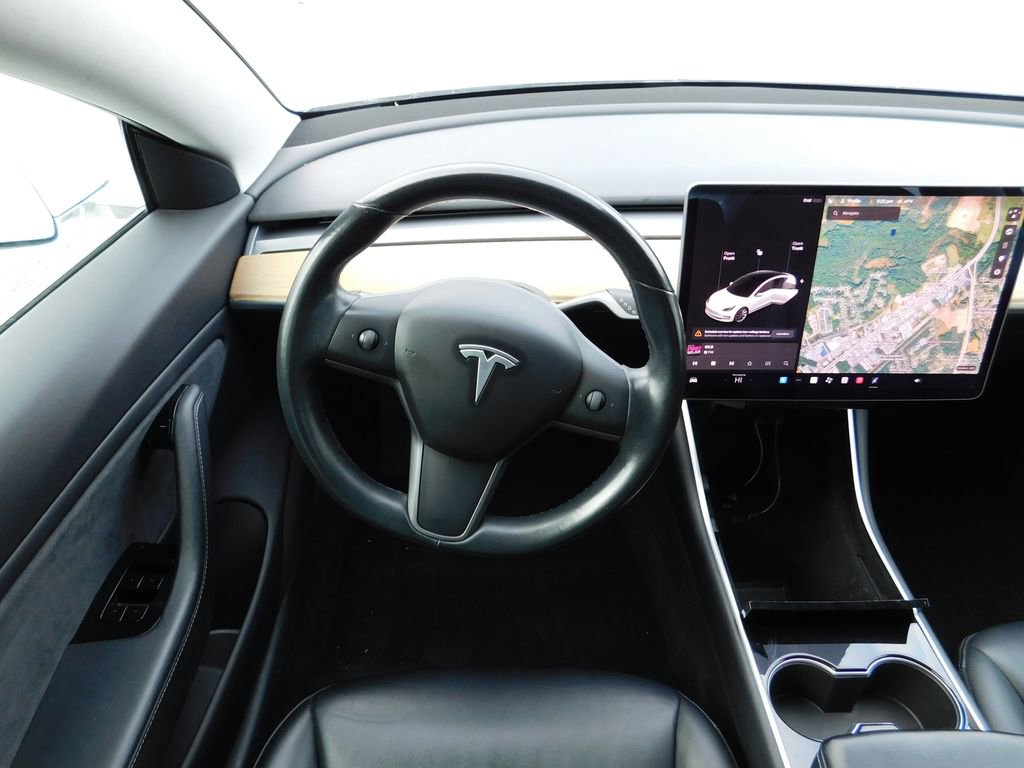 Used 2018 Tesla Model 3 Long Range image 12
