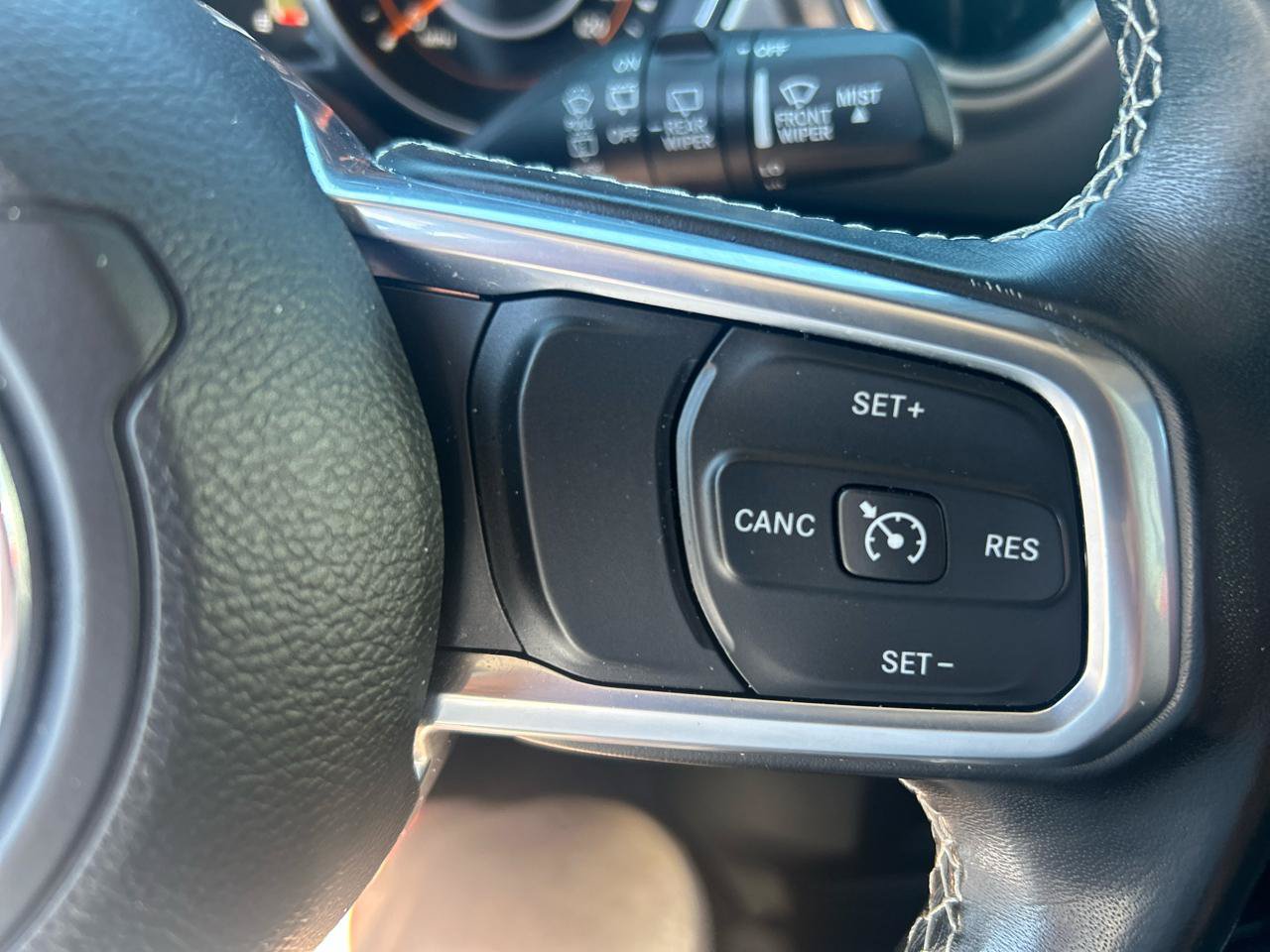 Used 2020 Jeep Wrangler Unlimited Sahara AWD/4WD image 21
