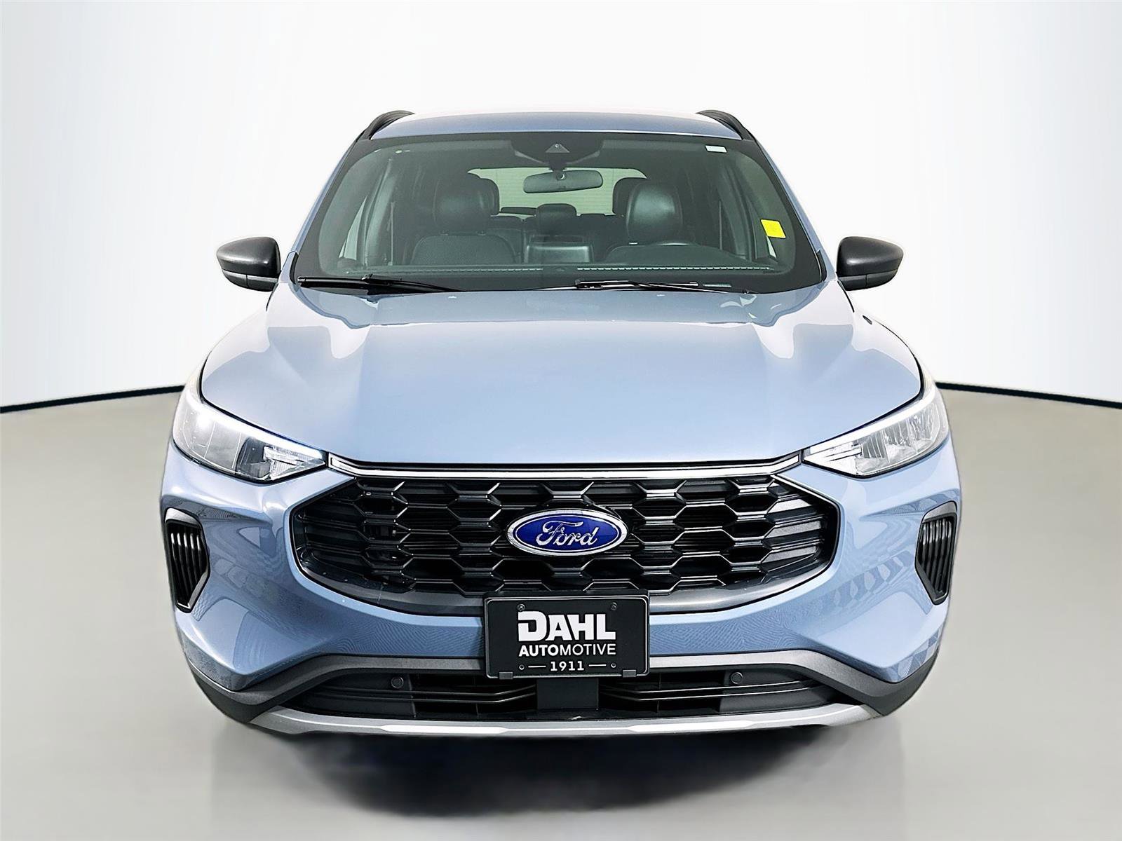 Used 2025 Ford Escape ST-Line image 3