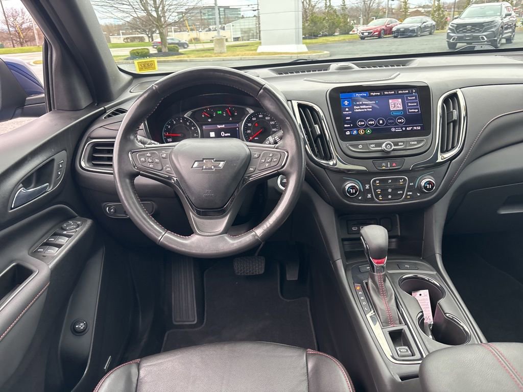 Used 2022 Chevrolet Equinox RS w/ RS Leather Package image 26
