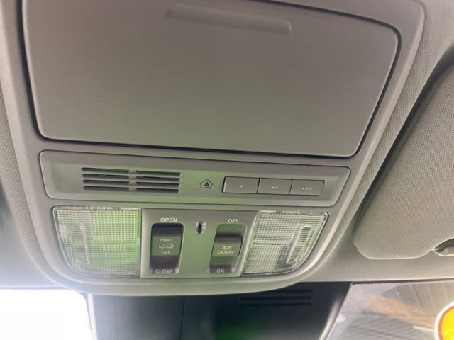 Used 2022 Honda CR-V EX-L image 37