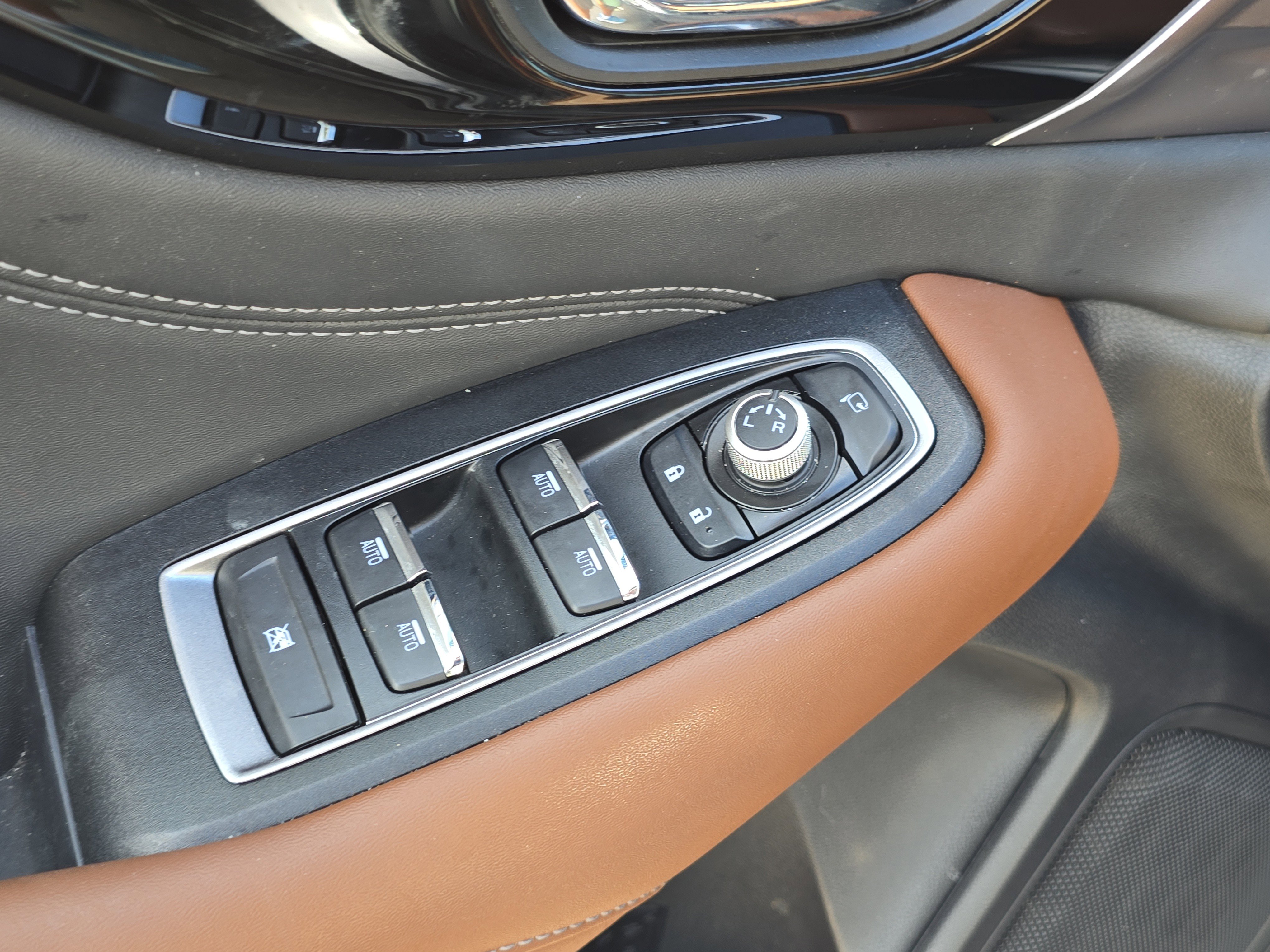 Used 2025 Subaru Outback Touring XT w/ Tech Package 3 image 19