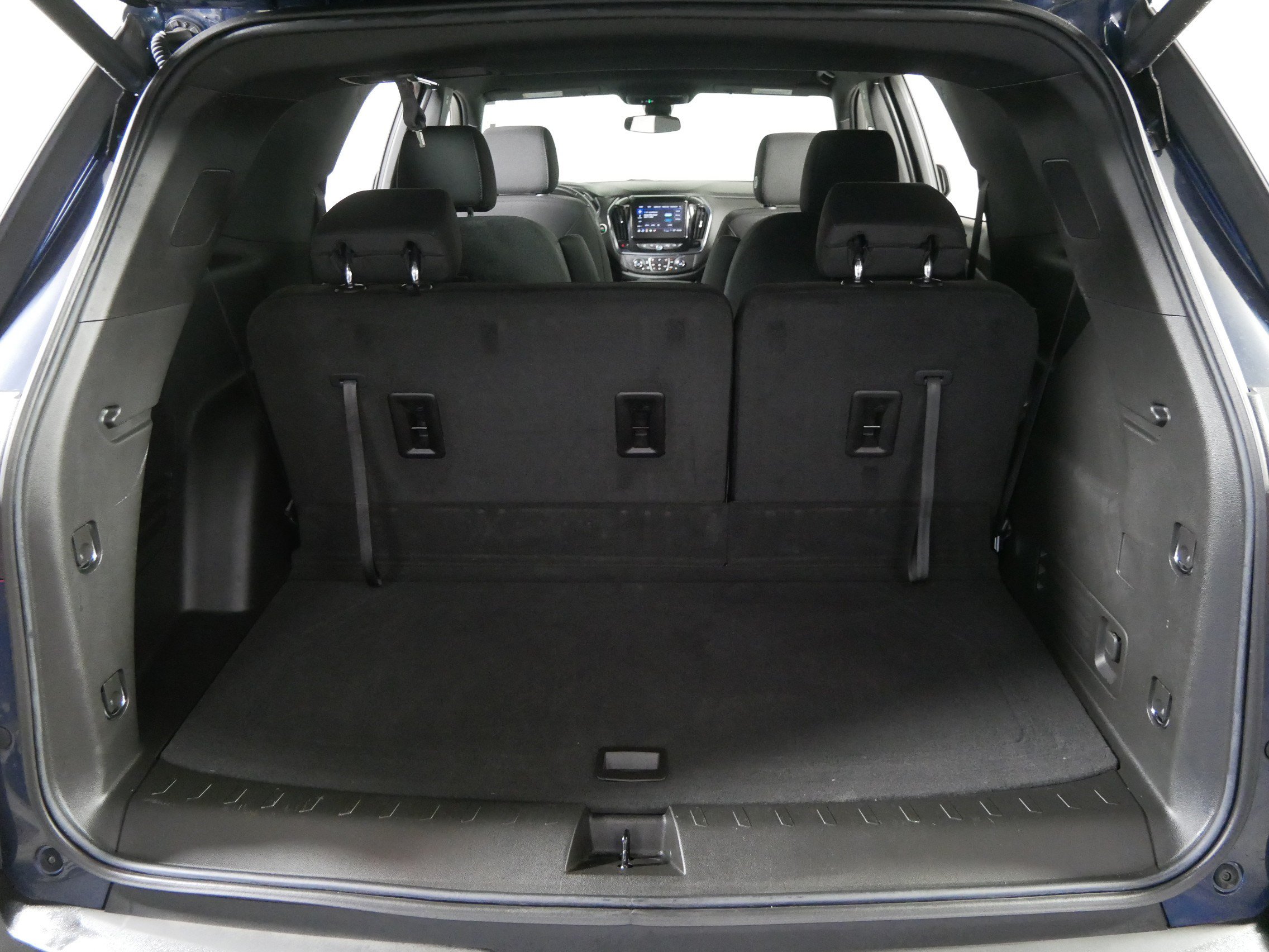 Used 2023 Chevrolet Traverse LT w/ LPO, Floor Liner Package AWD/4WD image 18