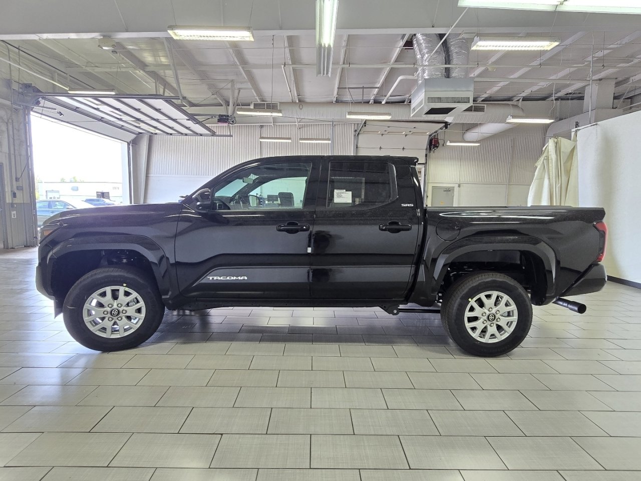 New 2026 Toyota Tacoma SR5 AWD/4WD image 12