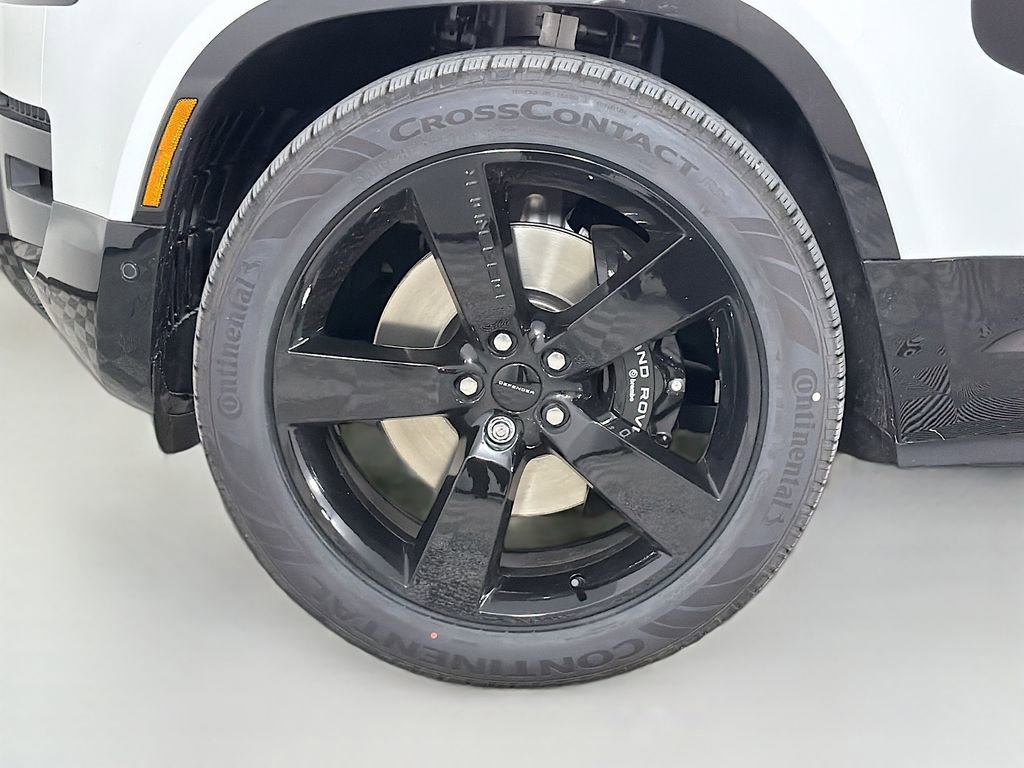 New 2026 Land Rover Defender 130 V8 AWD/4WD image 33