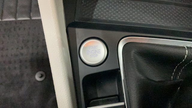 Used 2026 Volkswagen Jetta SE FWD image 18