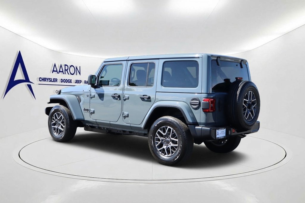 Certified 2026 Jeep Wrangler Unlimited Sahara AWD/4WD image 7