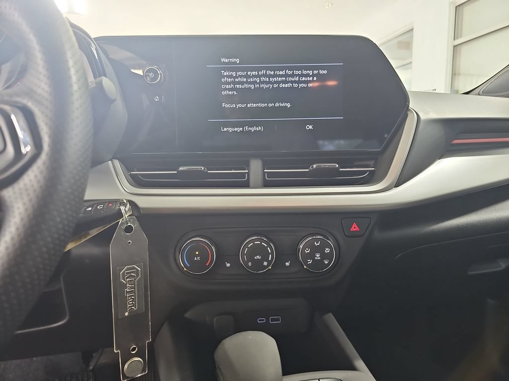 Certified 2024 Chevrolet Trax RS w/ Driver Confidence Package FWD image 25