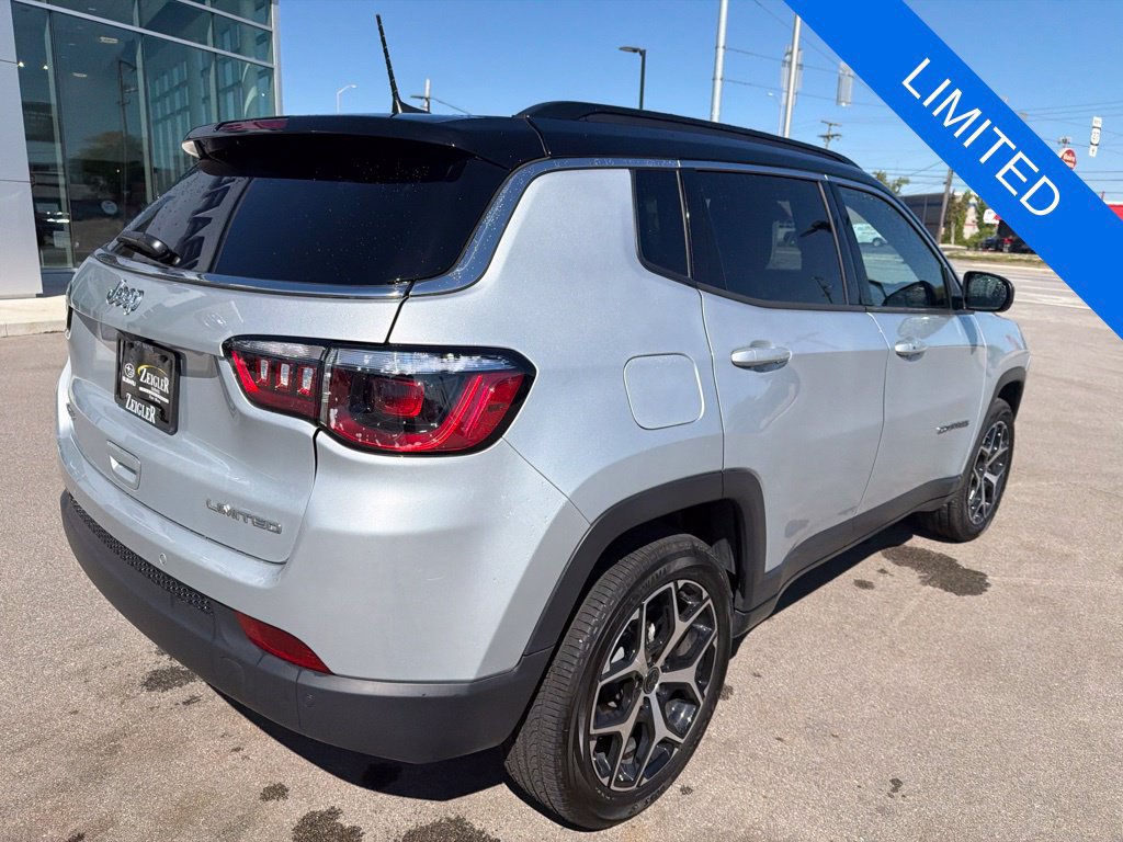 Used 2025 Jeep Compass Limited w/ Sun & Sound Group AWD/4WD image 6