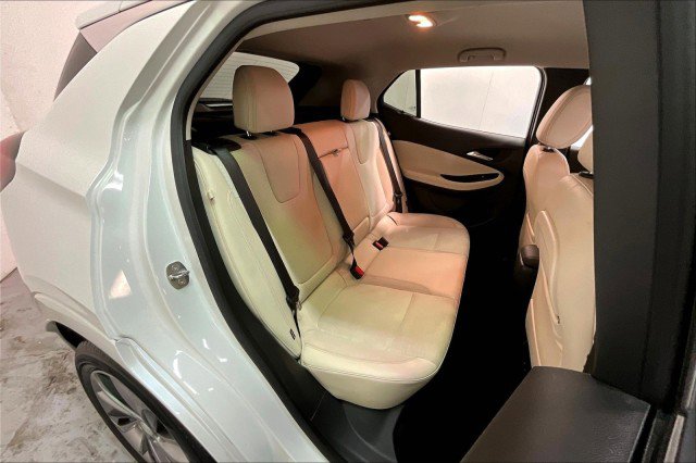 Used 2023 Buick Encore GX Select w/ Sport Touring Package image 26