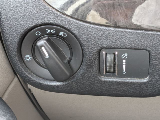 Used 2016 Dodge Grand Caravan SE w/ Quick Order Package 29E SE FWD image 18