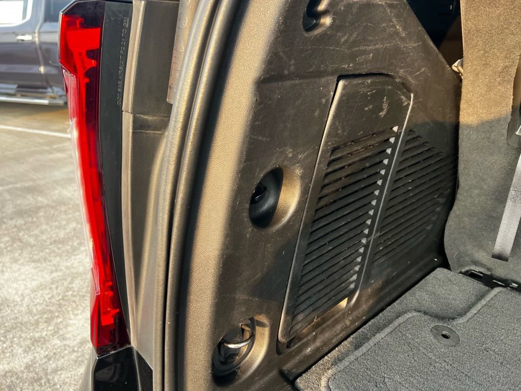 Used 2023 GMC Yukon SLT image 20