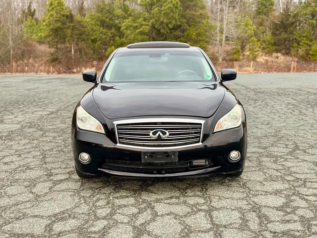 Used 2012 INFINITI M56 x w/ Deluxe Touring Pkg image 3