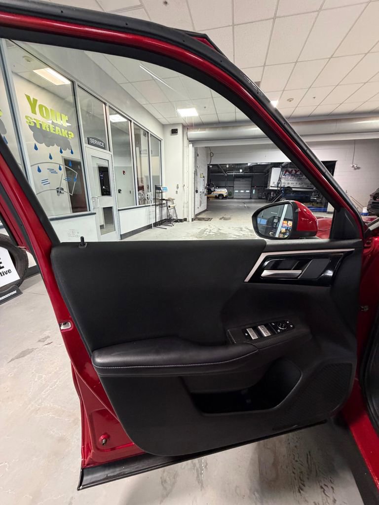 Used 2022 Mitsubishi Outlander ES image 9