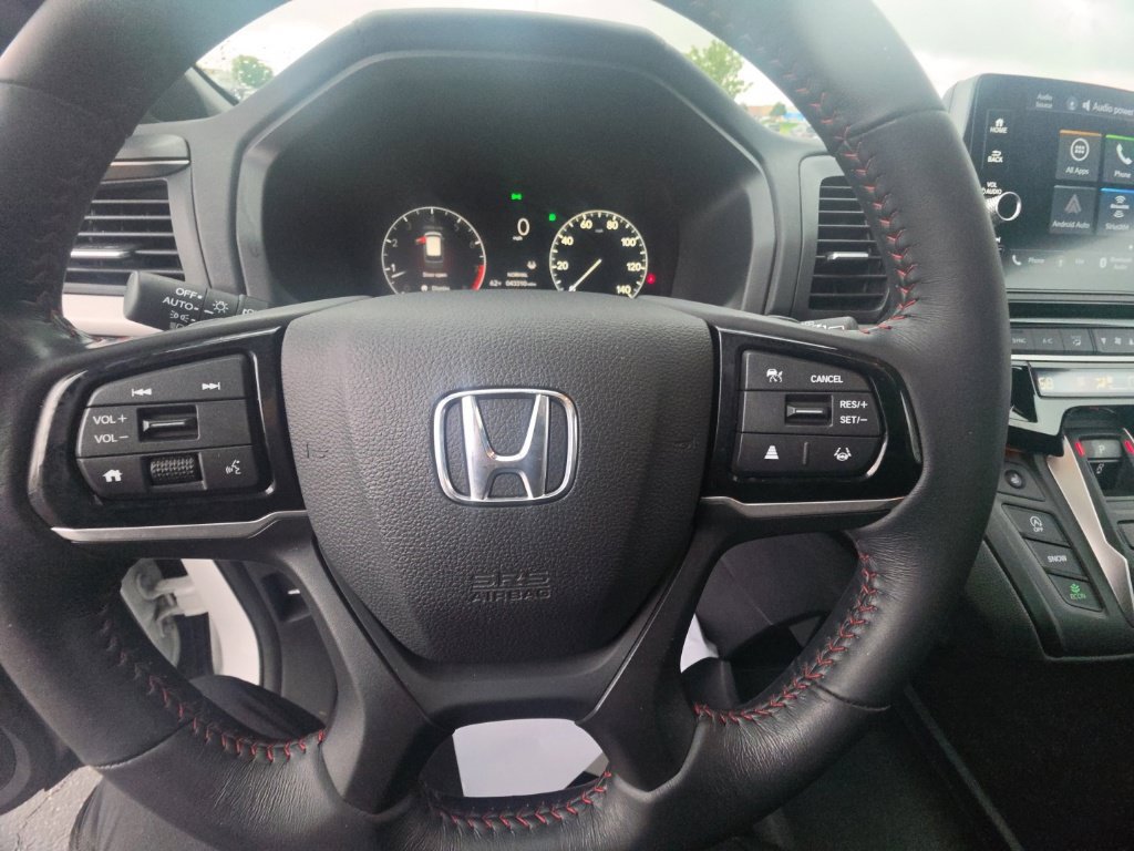 Used 2025 Honda Odyssey Sport-L image 16