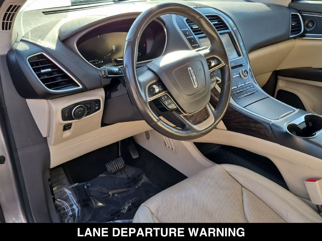 Used 2019 Lincoln Nautilus Reserve w/ Driver Assistance Package AWD/4WD image 2