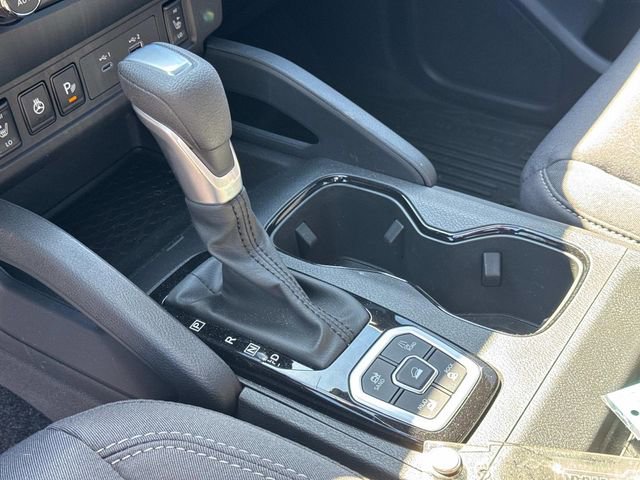 Used 2026 Nissan Frontier SV w/ All-Weather Content Package image 30