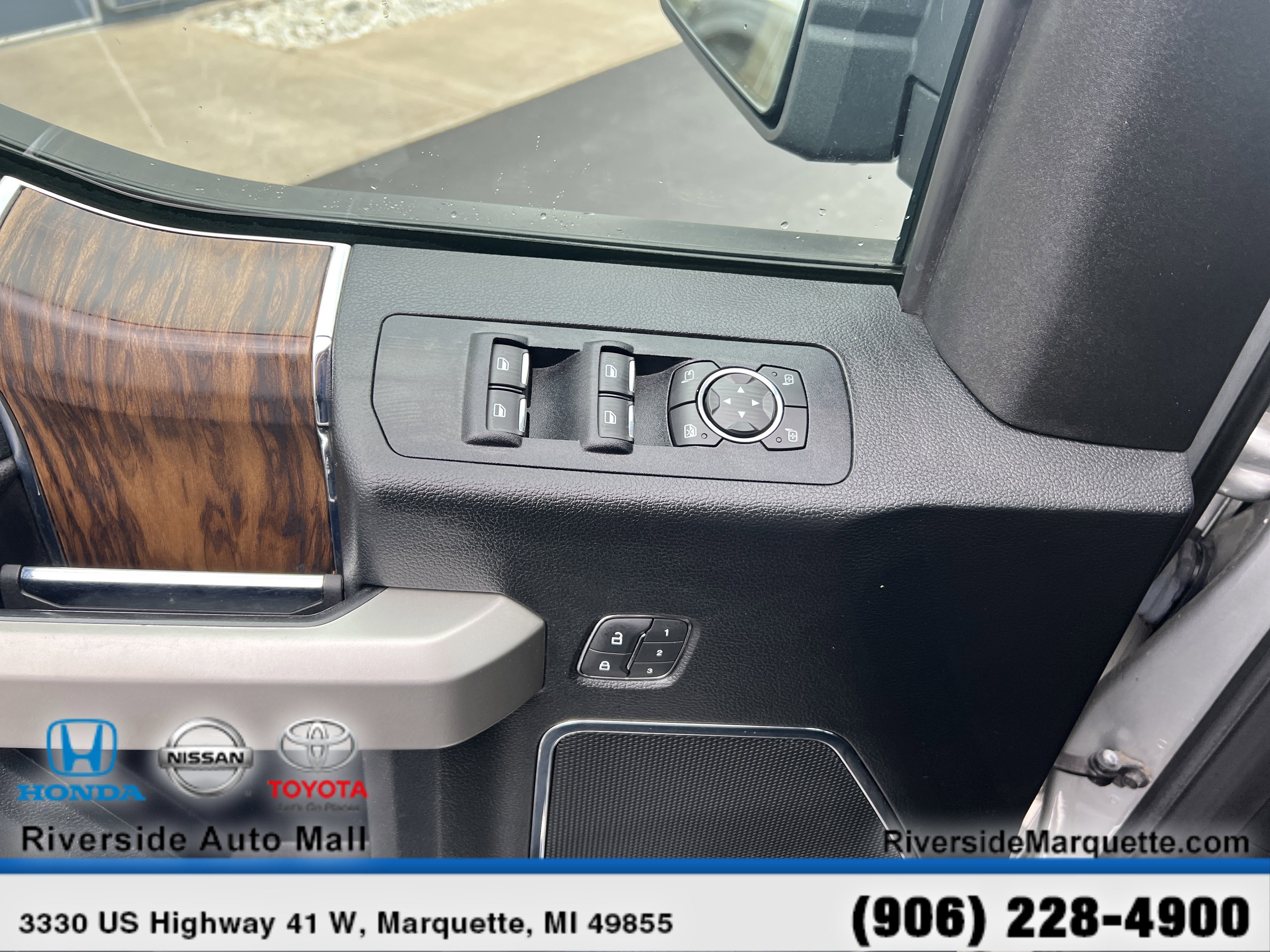 Used 2019 Ford F150 Lariat w/ Equipment Group 502A Luxury image 24