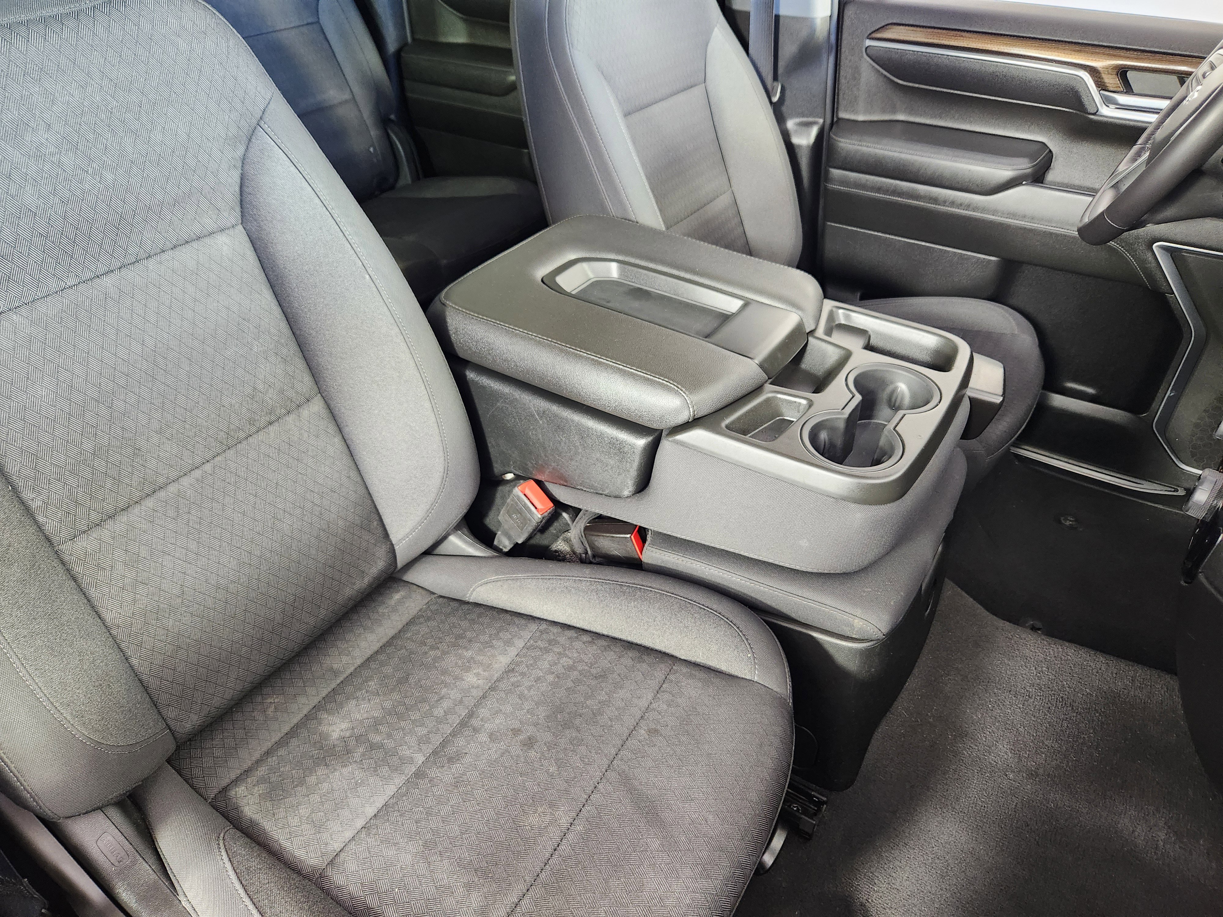 Used 2022 Chevrolet Silverado 1500 RST image 10