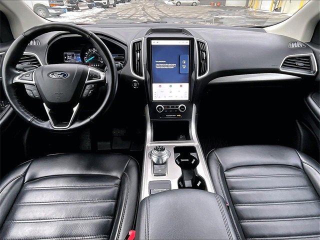 Used 2023 Ford Edge SEL w/ Convenience Package image 16