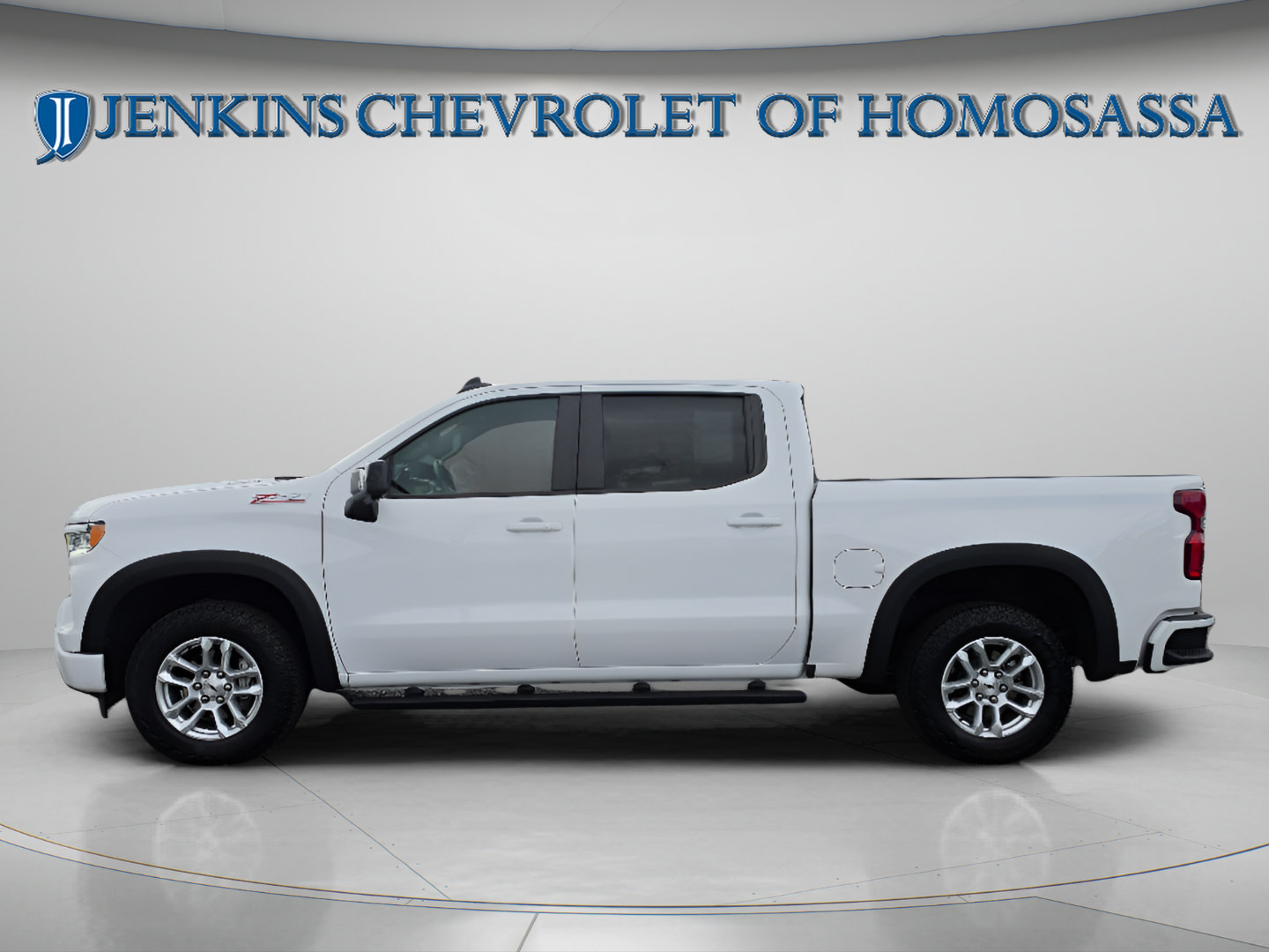 Used 2025 Chevrolet Silverado 1500 RST AWD/4WD image 9