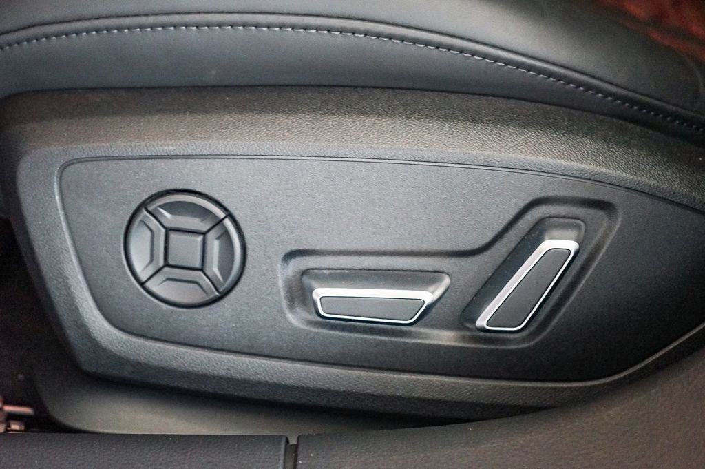 Used 2025 Audi RS 6 performance AWD/4WD image 30