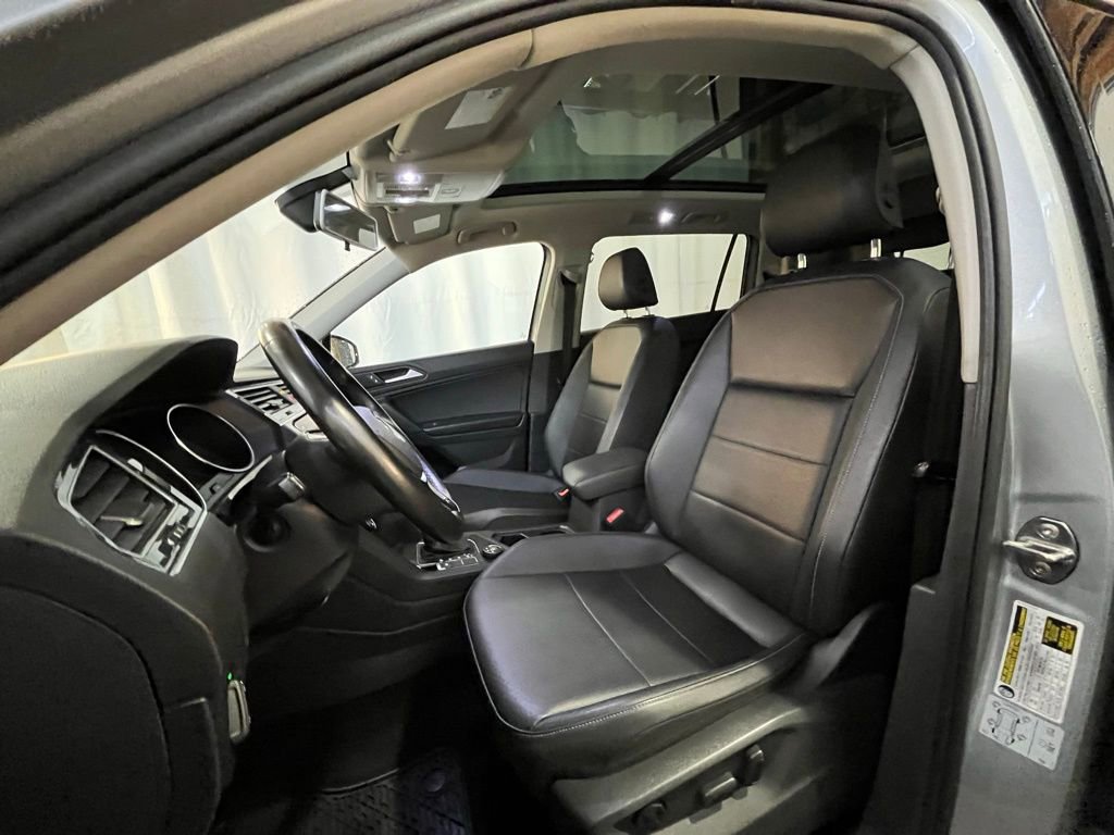 Used 2019 Volkswagen Tiguan S image 10