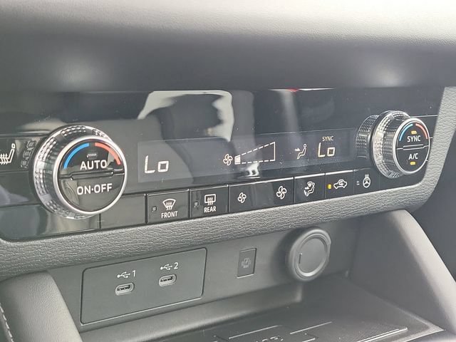 New 2026 Mitsubishi Outlander SE FWD image 32