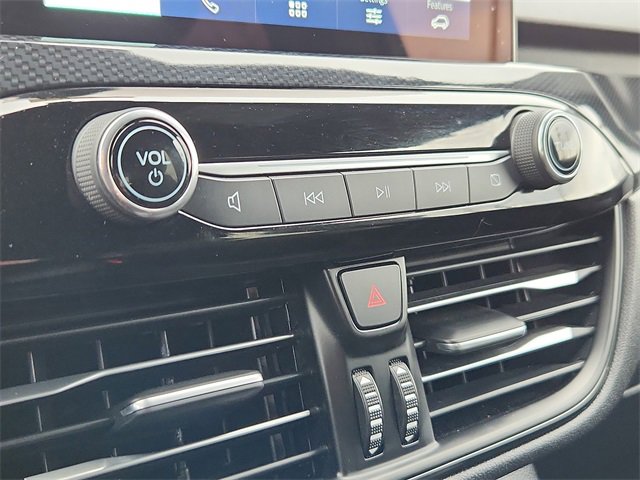 Used 2025 Ford Escape ST-Line image 28