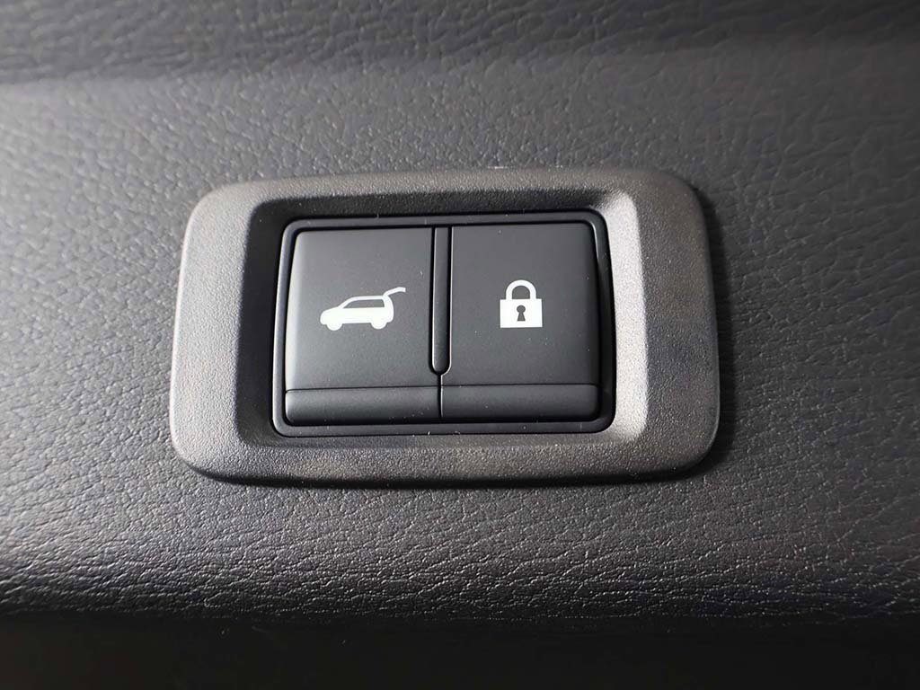 New 2025 Mitsubishi Outlander AWD image 24