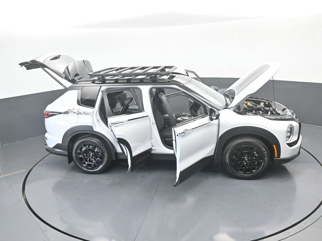 New 2026 Mitsubishi Outlander Trail Edition image 74
