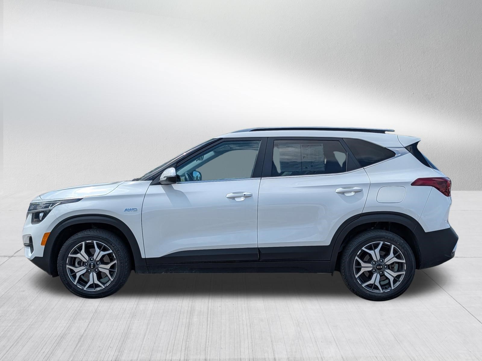 Used 2021 Kia Seltos EX AWD/4WD image 4