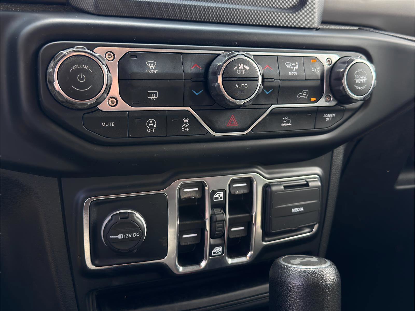 Used 2021 Jeep Wrangler Unlimited Sport image 14