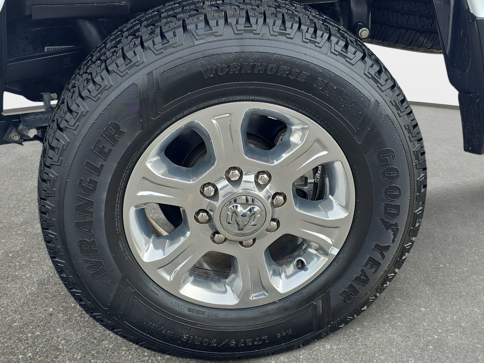 Used 2024 RAM 2500 Big Horn image 31