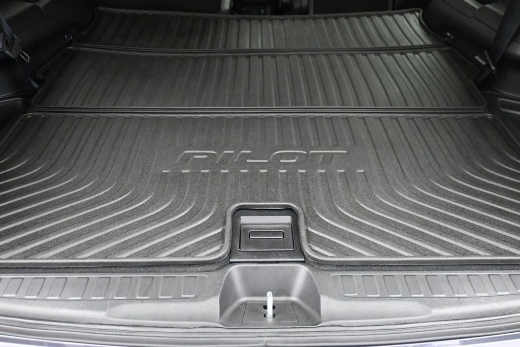 Used 2021 Honda Pilot Elite image 10