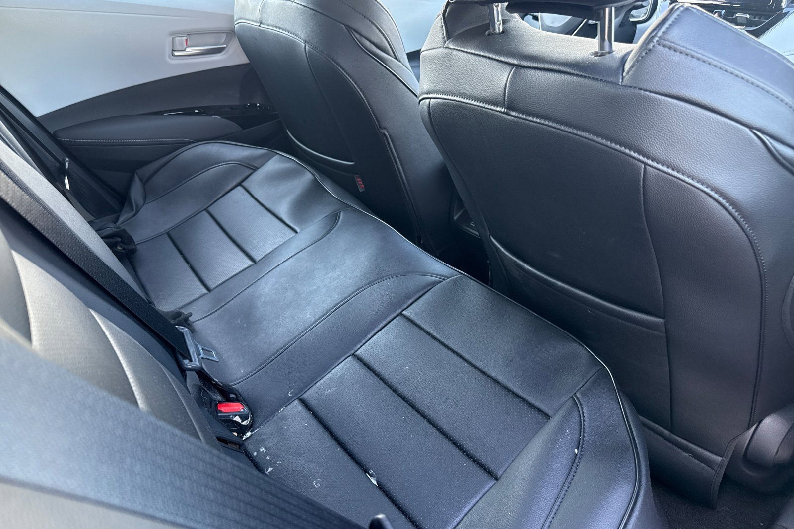 Used 2025 Toyota Corolla SE image 17