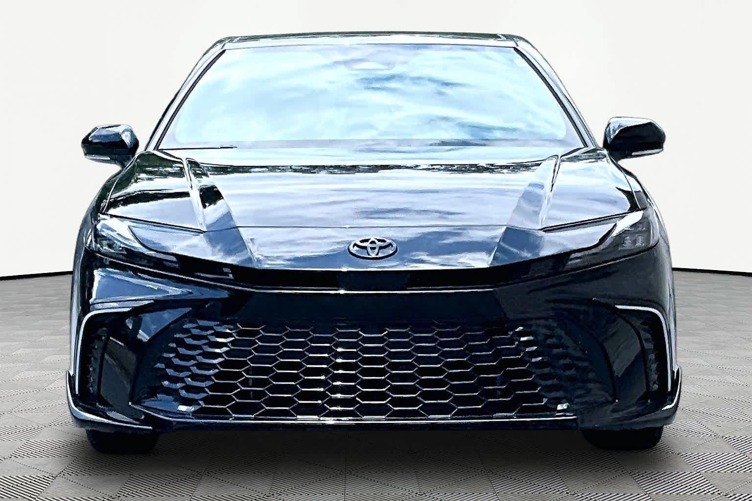 Certified 2025 Toyota Camry XSE FWD image 4
