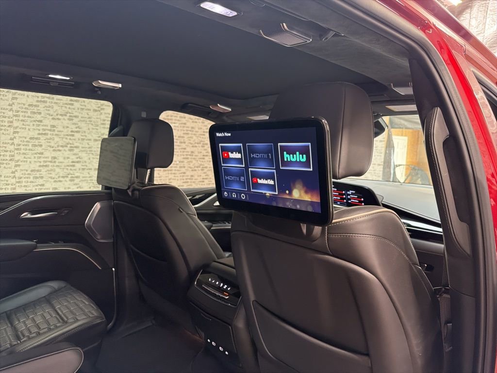 Used 2023 Cadillac Escalade V w/ LPO, ONYX Package AWD/4WD image 16