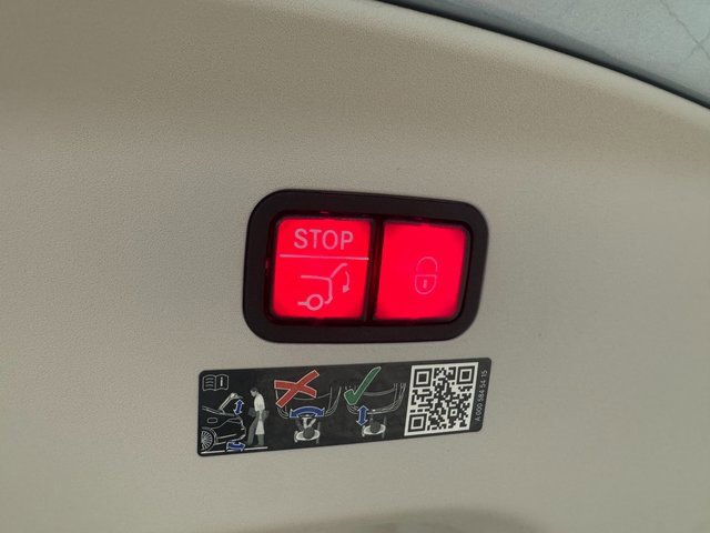 Used 2024 Mercedes-Benz AMG GT 43 image 26