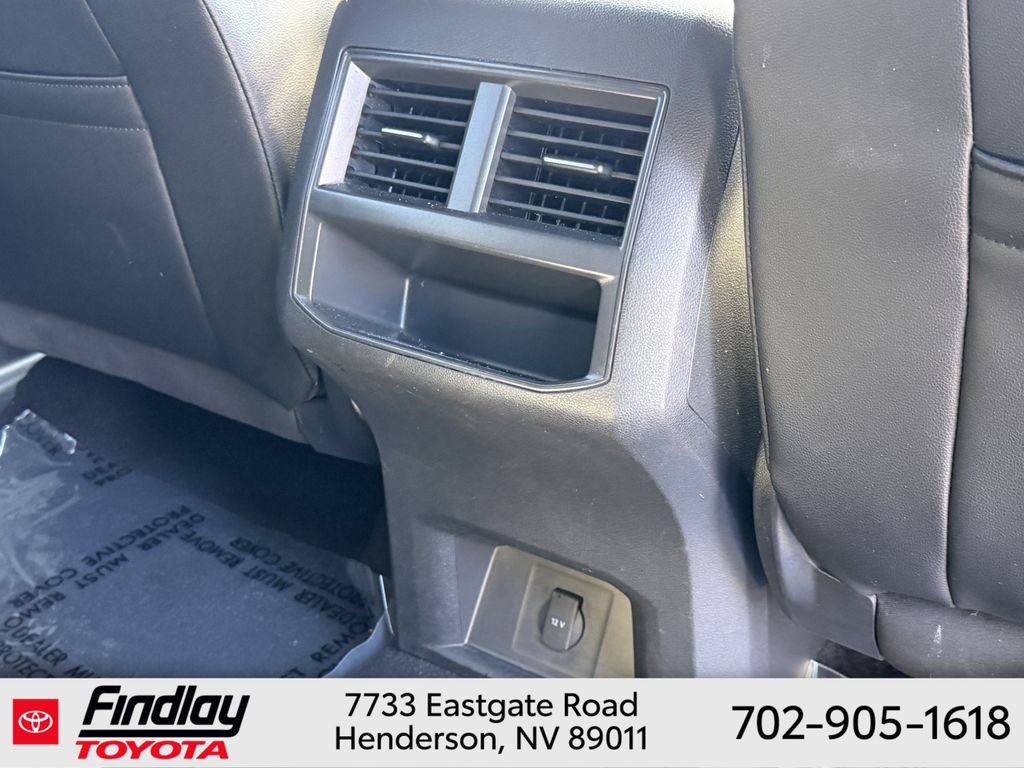 Used 2023 Volkswagen Atlas Cross Sport SE FWD image 13