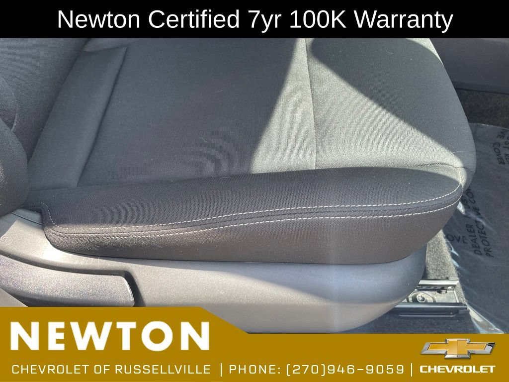 Used 2023 Nissan Rogue S FWD image 23