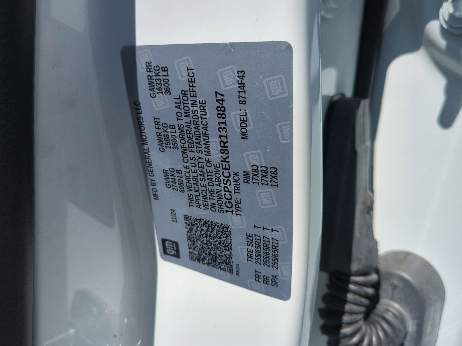 Used 2024 Chevrolet Colorado LT RWD image 35