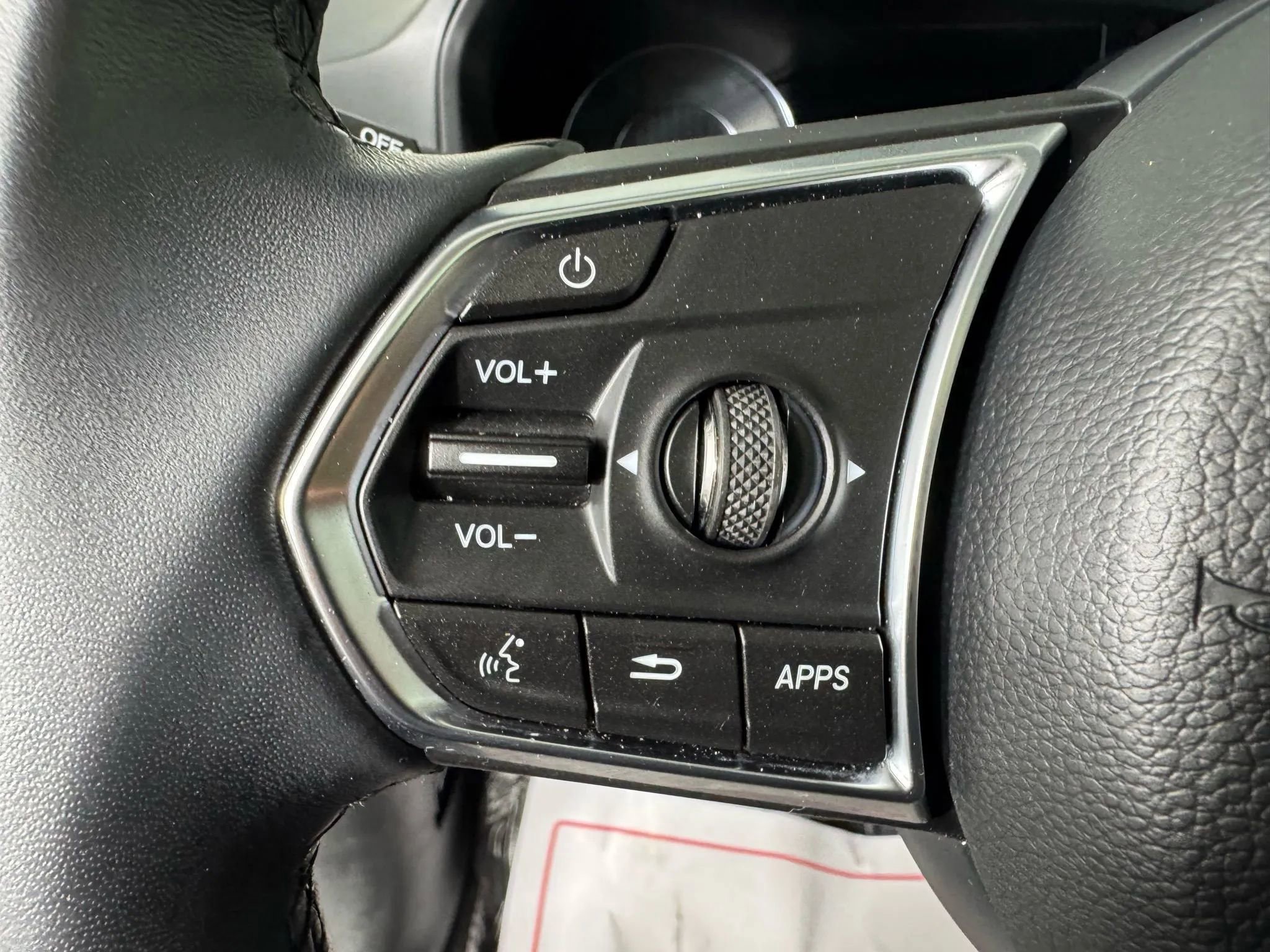 Used 2024 Acura RDX SH-AWD image 16