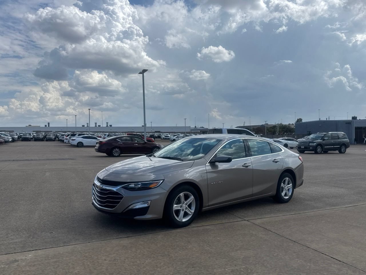 Used 2025 Chevrolet Malibu LS FWD image 10
