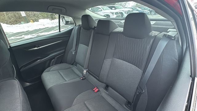 Used 2025 Toyota Camry LE image 30