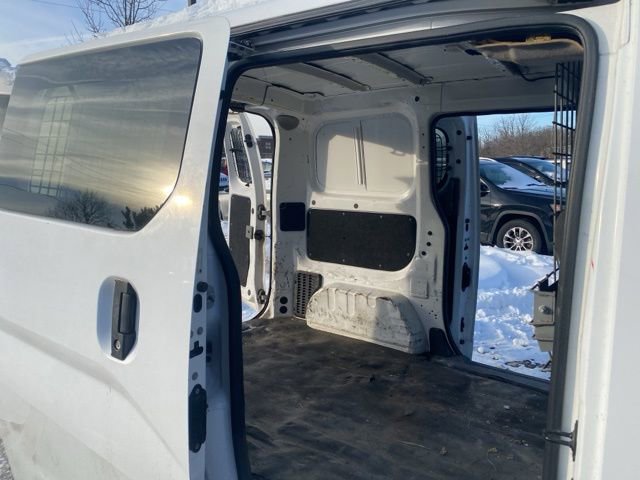 Used 2017 Chevrolet City Express LT FWD image 12
